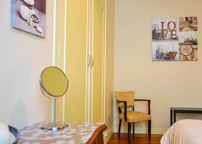 Rosella Les Sables-dʼOlonne